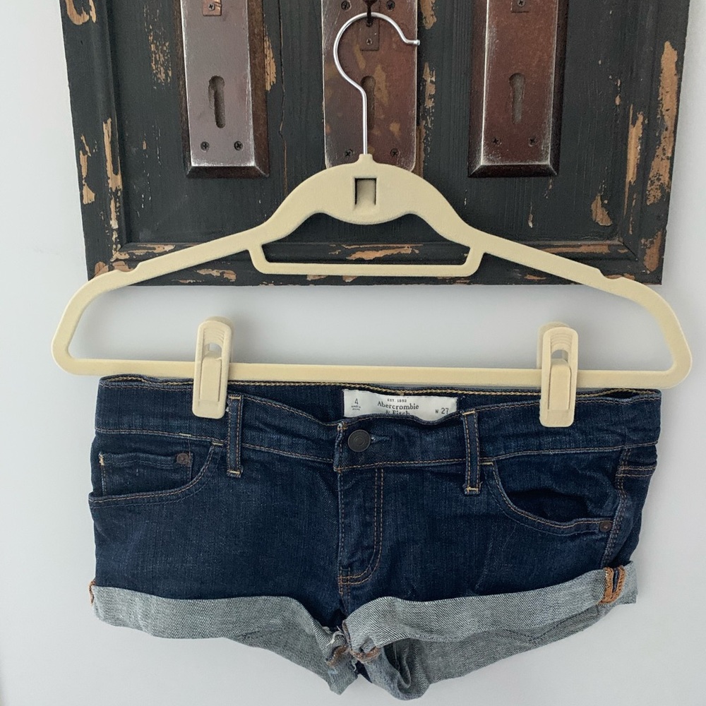 Abercrombie & Fitch size 4 ladies jean shorts